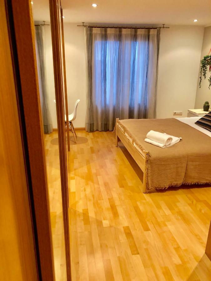 Oupen De Dor - Virgenes El Pilar Apartment Zaragoza Ngoại thất bức ảnh